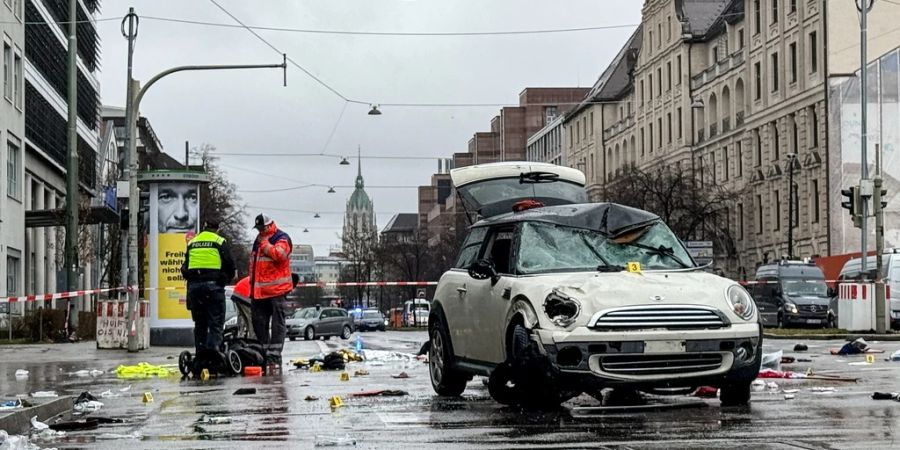 Der Afghane hat Deutschland vor Jahren verlassen sollen, durfte dann aber bleiben.