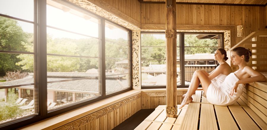 Frauen in der Sauna