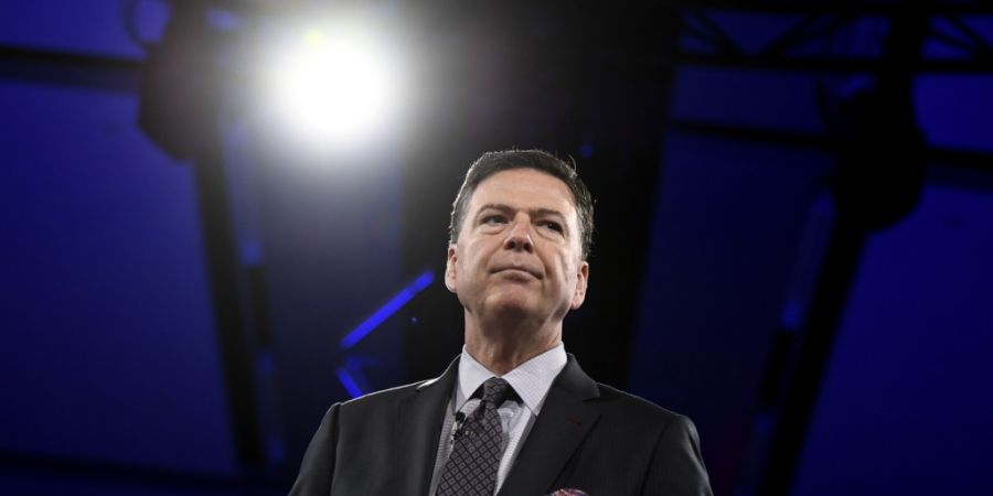 ARCHIV - 05.06.2018, Kanada, Ottawa: James Comey, ehemaliger FBI-Direktor, spricht auf der Konferenz Canada 2020. Foto: Justin Tang/The Canadian Press/AP/dpa