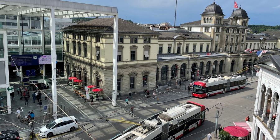 2025_23_bahnhof_bus_stadtbus_verkehr_pendler_hb_stadtplanung (3)