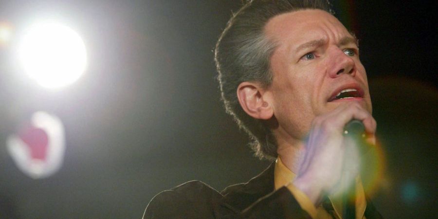 Randy Travis meldet sich nach einer längeren krankheitsbedingten Pause zurück.