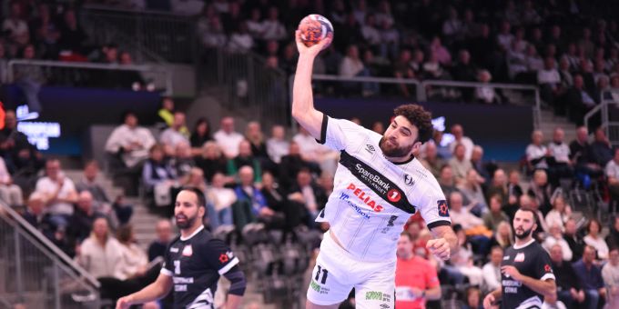 Die Kadetten Schaffhausen verpflichten den schwedischen Kreisläufer Kassem Awad. Kassem Awad im Spiel