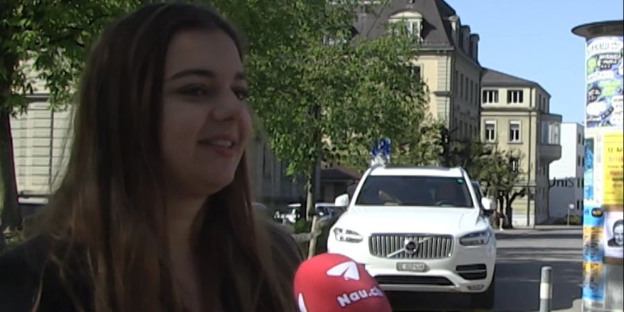 Studentin Laura Tüscher fürchtet sich von unangenehmen Situationen, wenn plötzlich ein Mann in der Toilette steht.