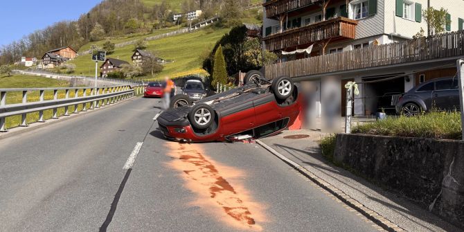 Selbstunfall mit Auto