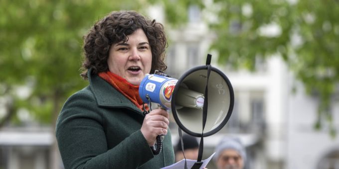 Korintha Bärtsch hat am Frauenstreik in Luzern zur Verteidigung der Erfolge aufgerufen. Bild von der Velo Demonstration vom April. Korintha Bärtsch