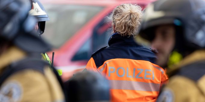 Gewitterfront – Dauereinsatz für Polizei und Feuerwehr. Gewitterfront