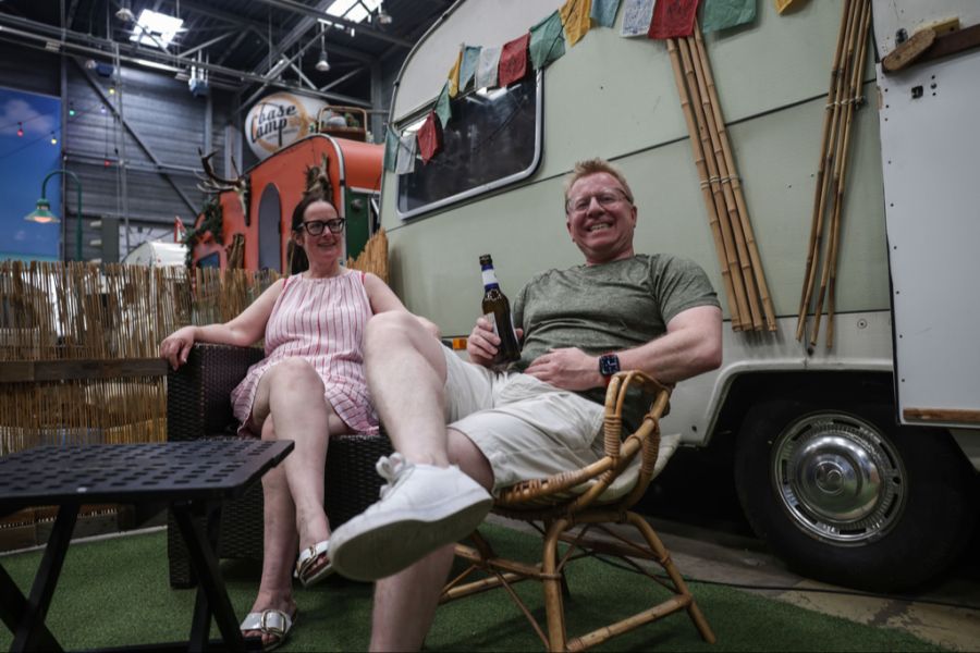 Anne Taylor und Simon Wombwell sind aus England angereist. (Archivbild)