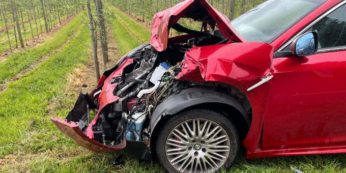 Güttingen TG: Zwei Personen bei Auffahrunfall verletzt. Güttingen TG