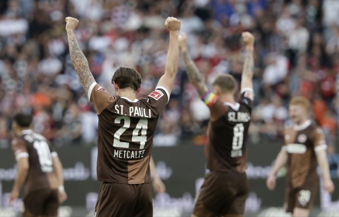 Der FC St. Pauli spielt wohl auch kommende Saison in der deutschen Bundesliga. FC St. Pauli Bundesliga