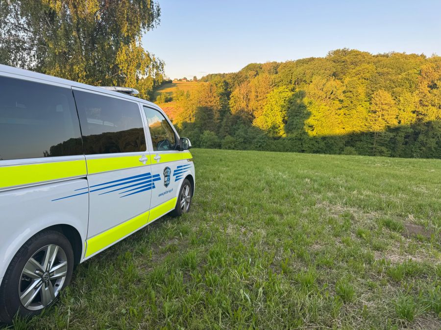 Die Kapo Aargau in Berikon im Einsatz.