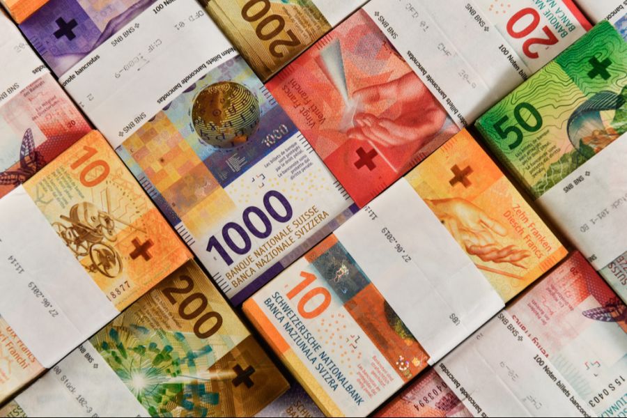 Das veruntreute Geld floss in die Kanzlei – aber auch auf das Ehekonto des Anwalts.