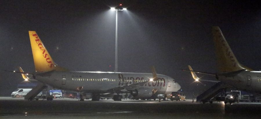 Ein Flugzeug der türkischen Fluggesellschaft Pegasus Airlines, in welchem die neuen Vorschriften umgesetzt werden müssen. (Archivbild)