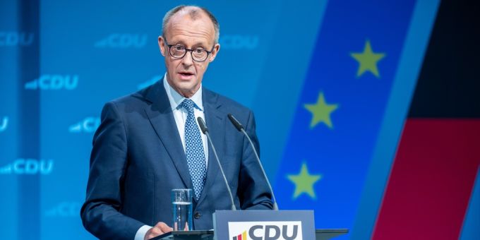 Friedrich Merz, Unions-Kanzlerkandidat und CDU-Bundesvorsitzender, stellte am Montag die Minister seiner Partei vor. Merz Minister CDU