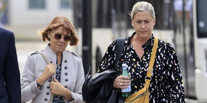 Caroline Darian (r), die Tochter von Gisèle (l) und Dominique Pelicot, warnt vor Online Pornos. Caroline Darian Gisele Pelicot