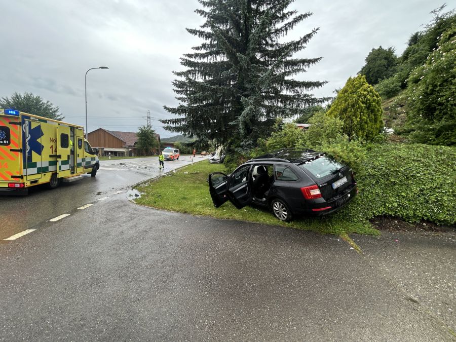 Die Verletzten wurden ins Spital gebracht.