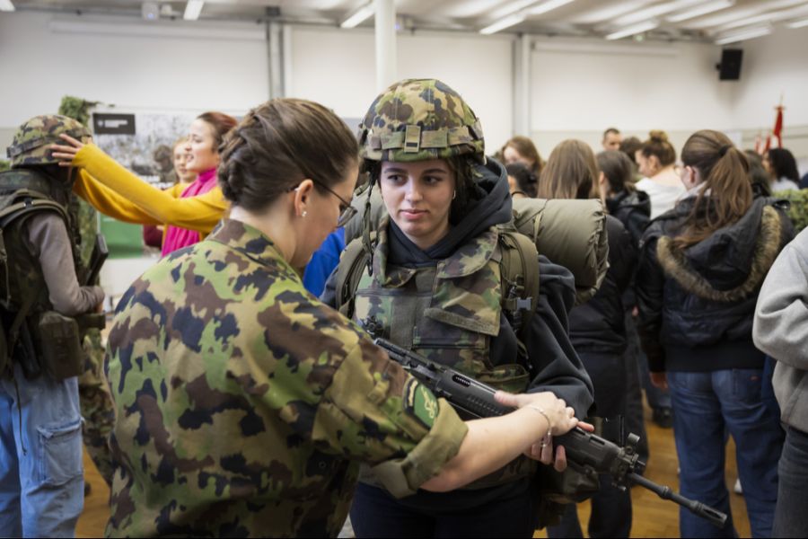 Die Armee begründet es mit den individuellen Bedürfnissen und der Sicherheit.