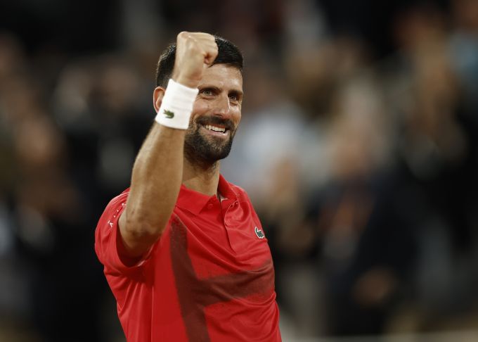 Novak Djokovic war nach dem Halbfinal-Einzug an den French Open in bester Laune. French Open Novak Djokovic