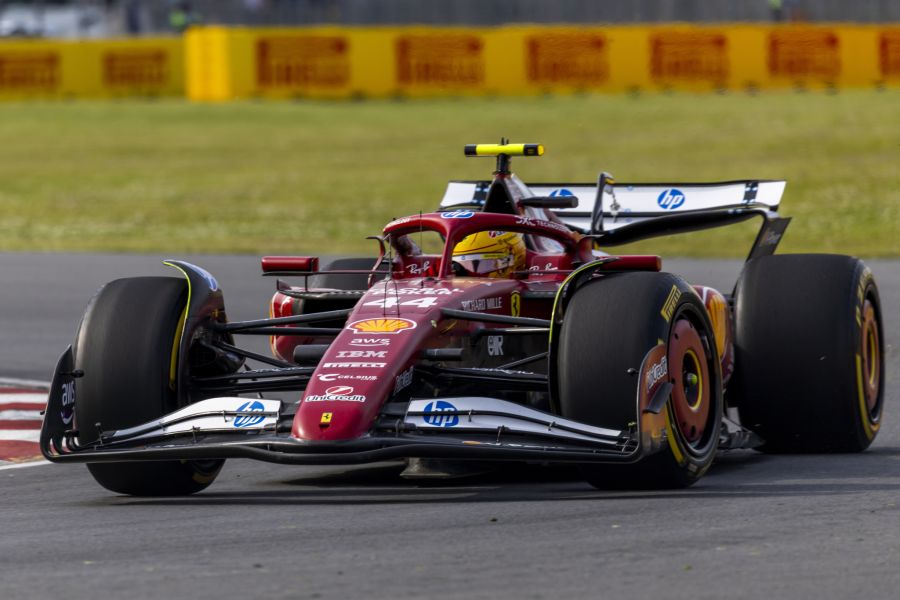 Lewis Hamilton Ferrari