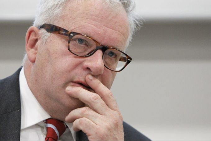 Ehemaliger SRF-Chef-Redakteur Ueli Haldimann kritisiert die Sparmassnahmen seines Ex-Arbeitgebers. Ueli Haldimann SRF
