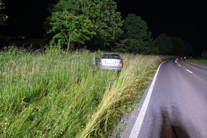 In Emmen ist ein alkoholisierter Autofahrer verunfallt. Unfall in Emmen