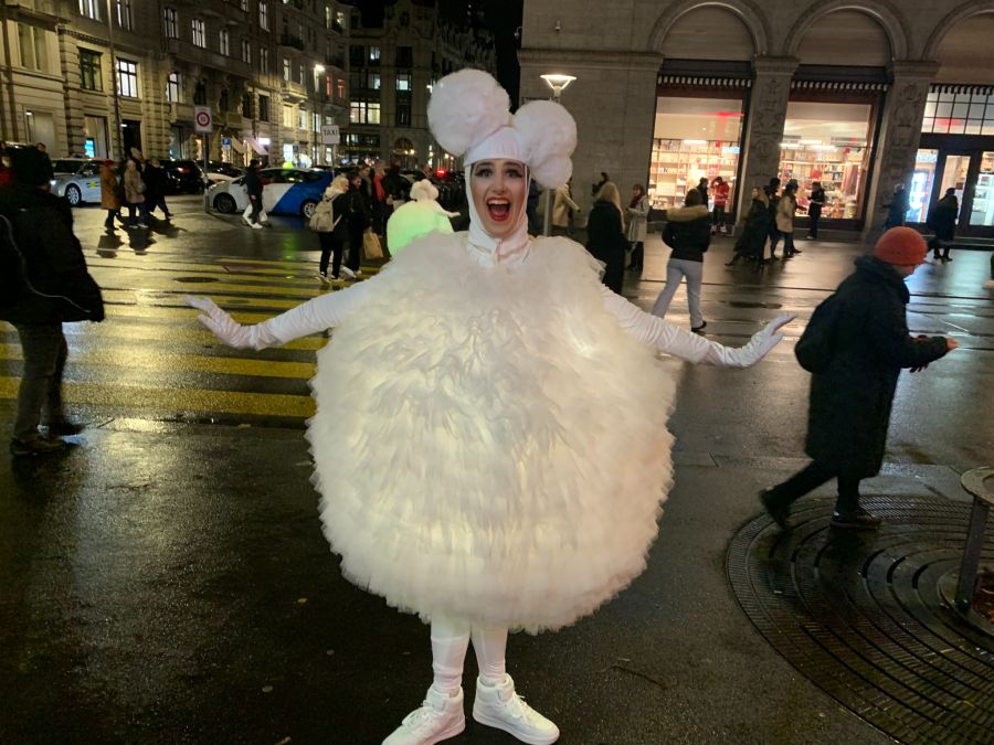 Die menschlichen Schneeflöckli darf man auch umarmen