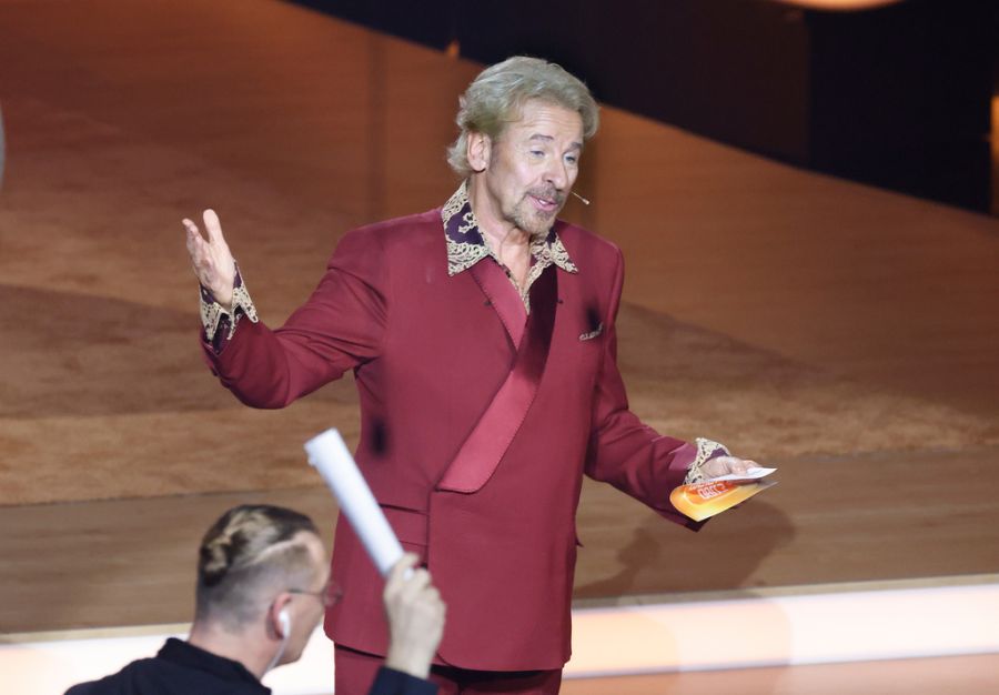 Er ist der Meinung, dass jeder einen «fairen Teil abgeben» sollte.