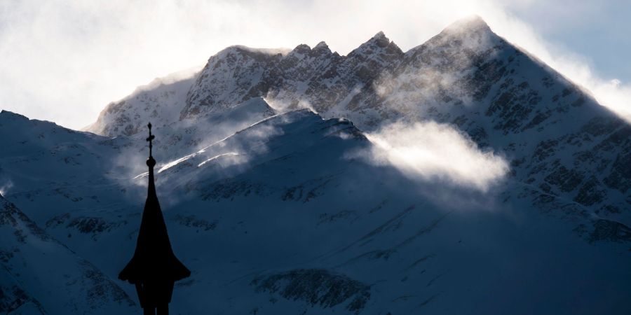 Am Breithorn sind zwei deutsche Bergsteiger in grosser Not. (Archivfoto)