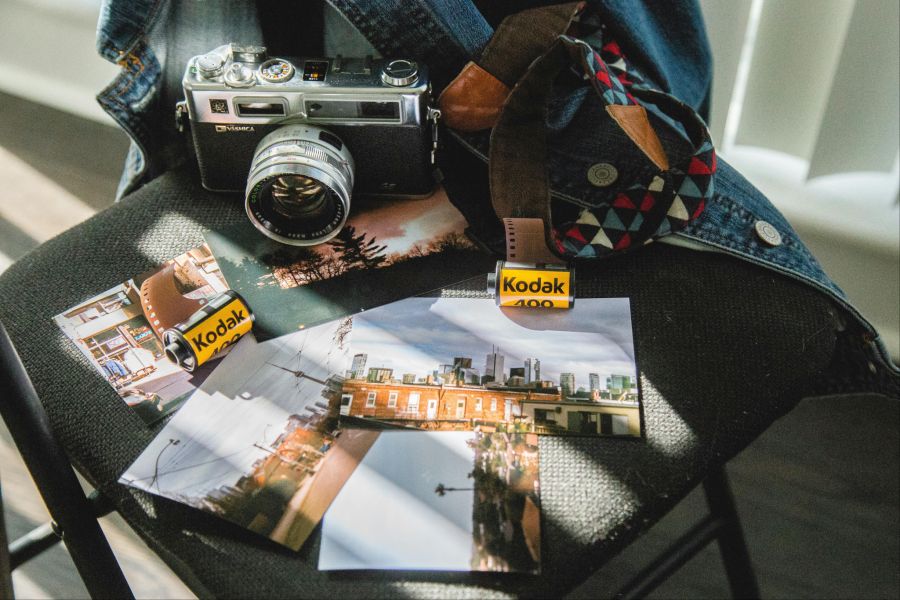 Das Berner Traditionsunternehmen Foto Zumstein erlebt einen regelrechten Hype um Analogfotografie.