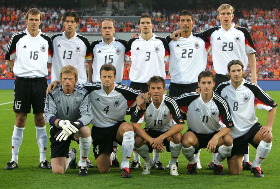 Für Deutschland bestreitet Hamann (hintere Reihe, links) 59 Länderspiele.