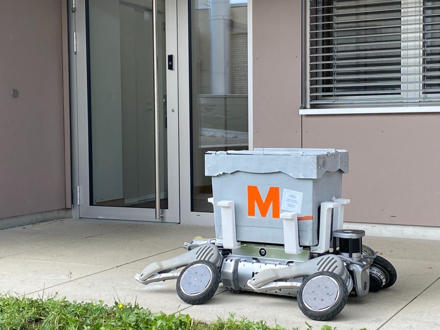 Der vierbeinige Zustellroboter wurde gemäss Blog-Beitrag vom ETH-Spinoff RIVR entwickelt.