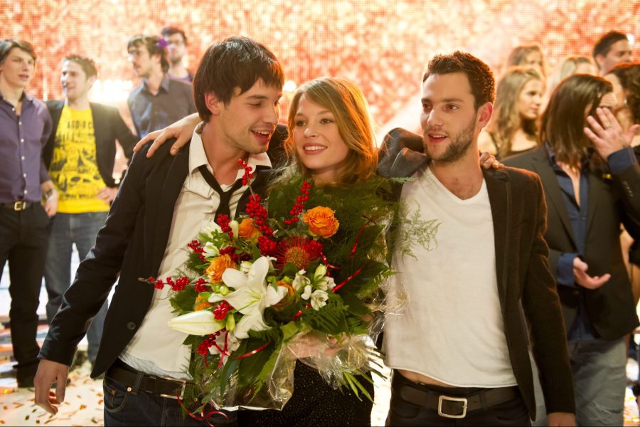 Anna Rossinelli mit den Bandmitgliedern Georg Dillier (links) und Manuel Meisel im Jahr 2010.