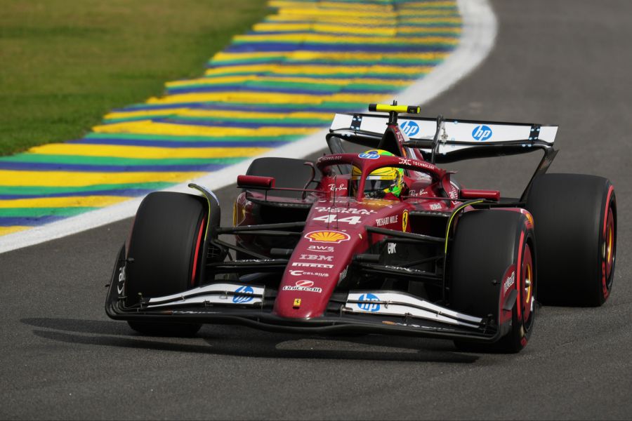 Ferrari Lewis Hamilton