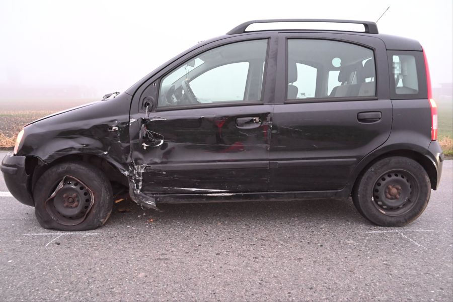 An den Fahrzeugen entstand Sachschaden.