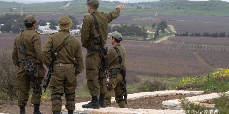 Zu einem 1974 mit Syrien geschlossenen Waffenstillstandsabkommens gehört eine entmilitarisierte Zone an der Grenzlinie zu den israelisch besetzten Golanhöhen. (Symbolbild)