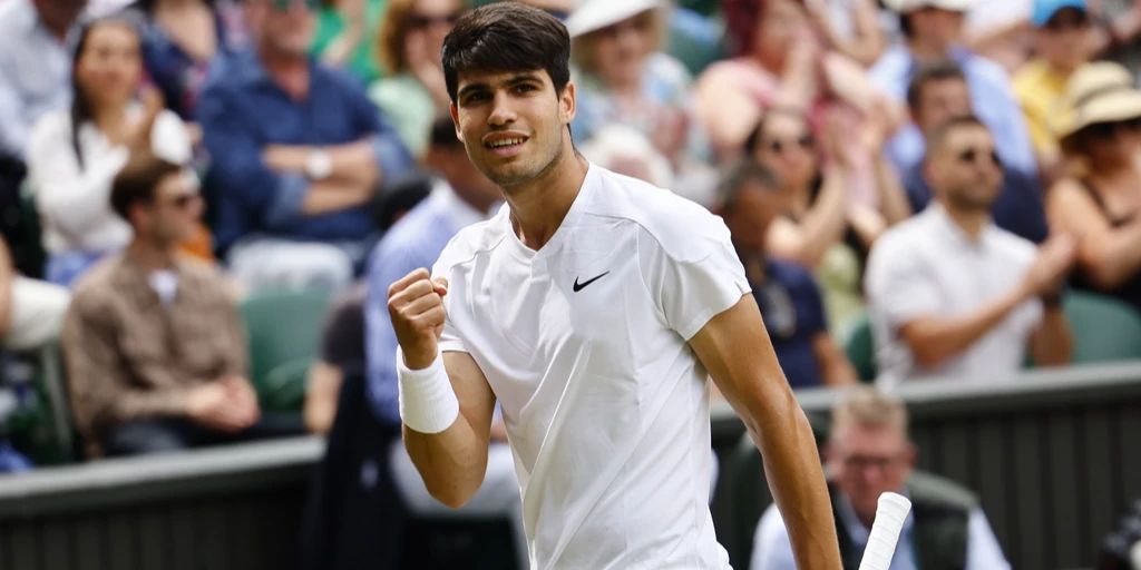 Carlos Alcaraz demontiert Novak Djokovic im Final von Wimbledon