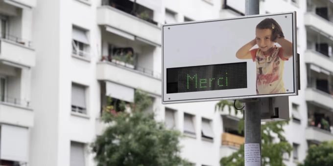Ein Lärmblitzer in der Stadt Genf. Lärmblitzer in Genf