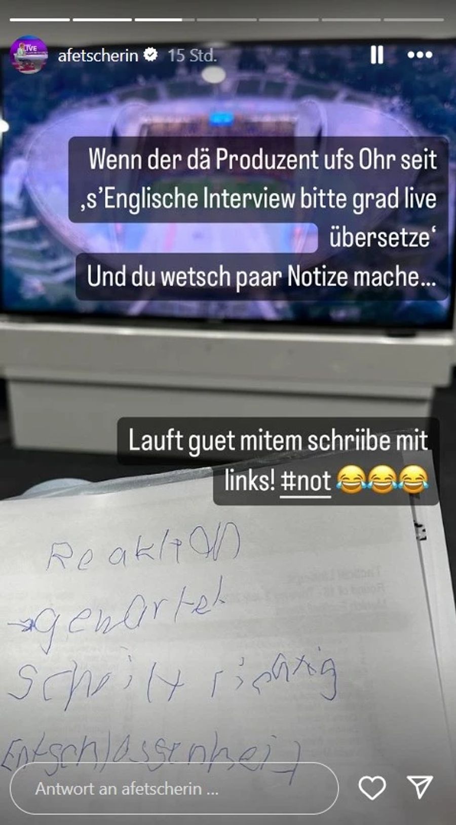 Annette Fetscherin fällt das Schreiben mit links sichtlich schwer.