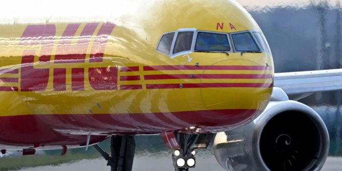 Ein DHL-Frachtflugzeug aus Leipzig ist abgestürzt. leipzig
