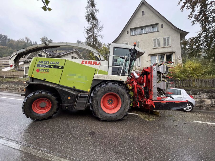 Am Maishäcksler entstand ein Sachschaden.