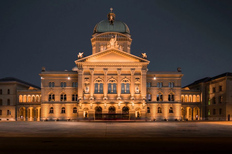 Nachdem in der vergangenen zwei Wintersaisons das freiwillige Gassparziel übertroffen wurde, hat sich das Bundeshaus wieder für die gleiche Strategie entschieden.