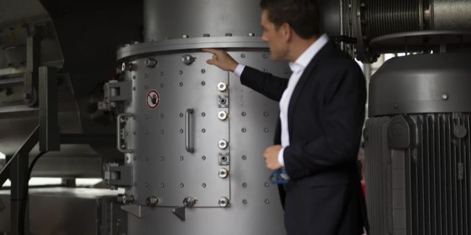 Vincent Vida, CEO des Start-ups, erläuterte bei einem Rundgang durch die neue Anlage die Funktionsweise. Vincent Vida