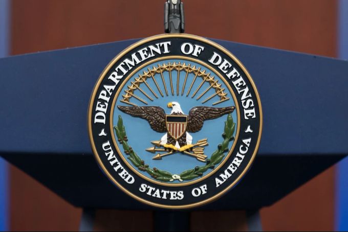 Das Pentagon sieht im Einsatz der nordkoreanischen Soldaten in Russland einen Ausdruck der Verzweiflung von Wladimir Putin. (Symbolbild) Pentagon USA Soldaten Emblem