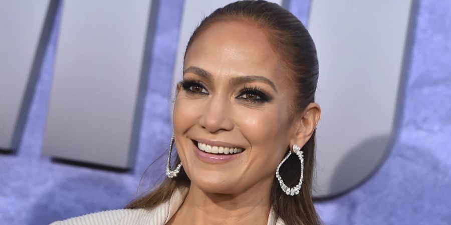 Jennifer Lopez roter Teppich