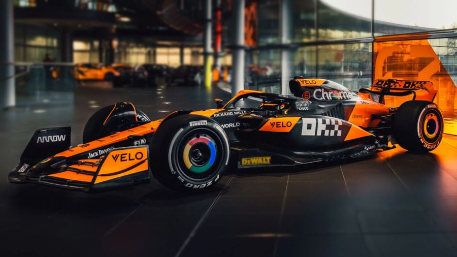 McLaren MCL38