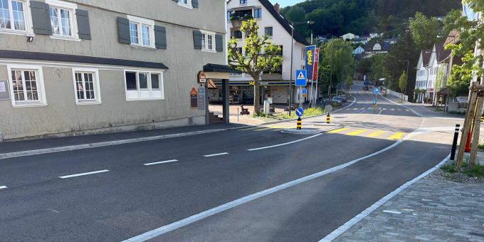 Spital - Mädchen (8) rennt in Oberuzwil SG auf Strasse - angefahren