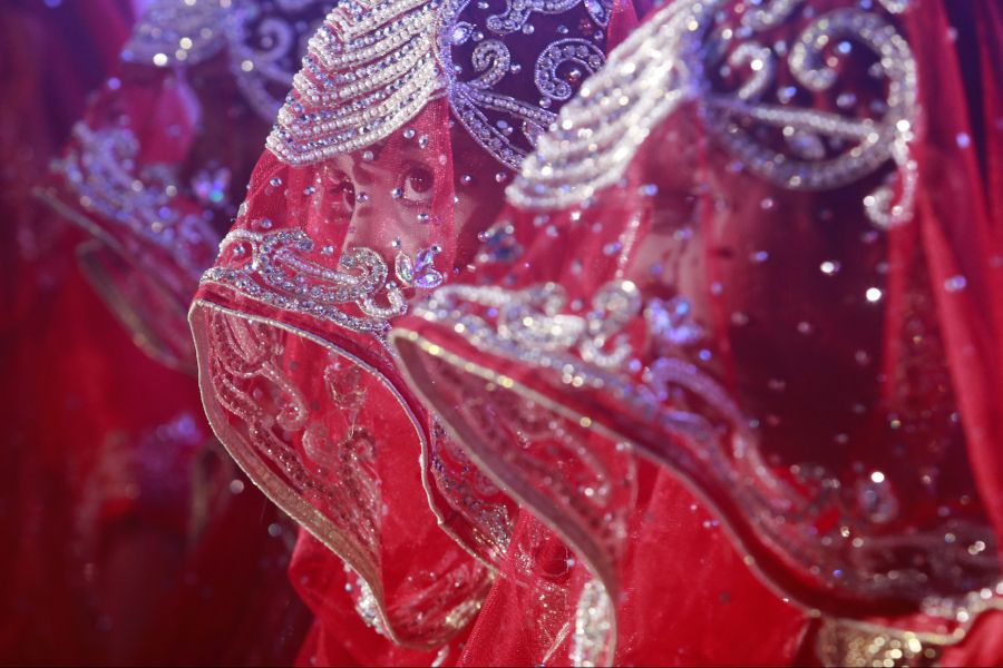 Der Moscheeverein, dem er angehört, idolisiert zudem religiöse Führer, die Verheiratung von Mädchen ab neun Jahren befürworten.