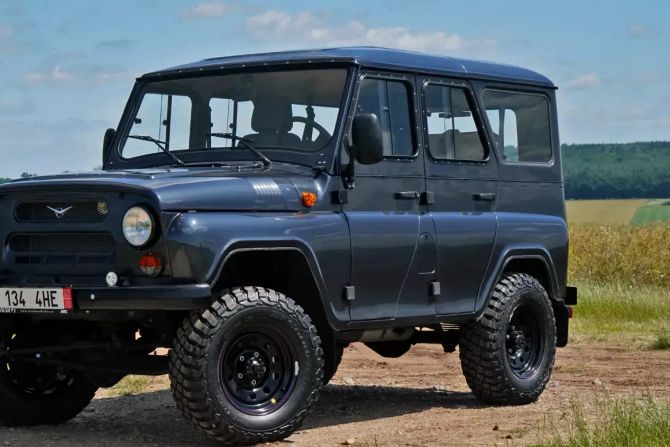 UAZ Hunte