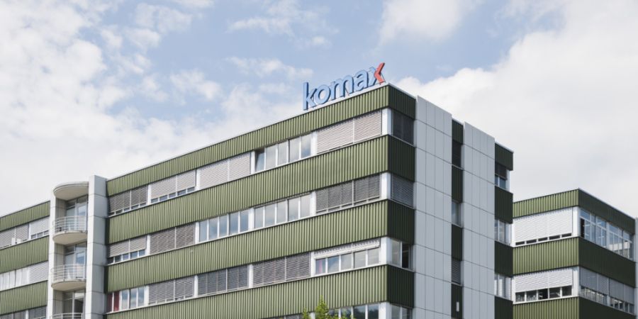 Der Kabelmaschinenhersteller Komax aus Dierikon LU rutschte 2025 tiefer in die roten Zahlen. (Archivbild)