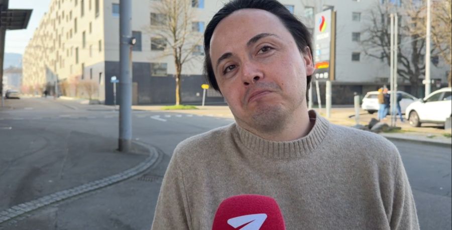 Nau.ch hat bei Zürcher Taxifahrern nachgefragt, ob sie Trumps Versprechen eines baldigen Kriegsendes vertrauen.