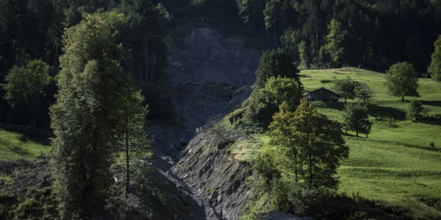 Blick auf die Wagenrunse in Schwanden GL vor dem Bau des Schutzdamms. (Archivbild)